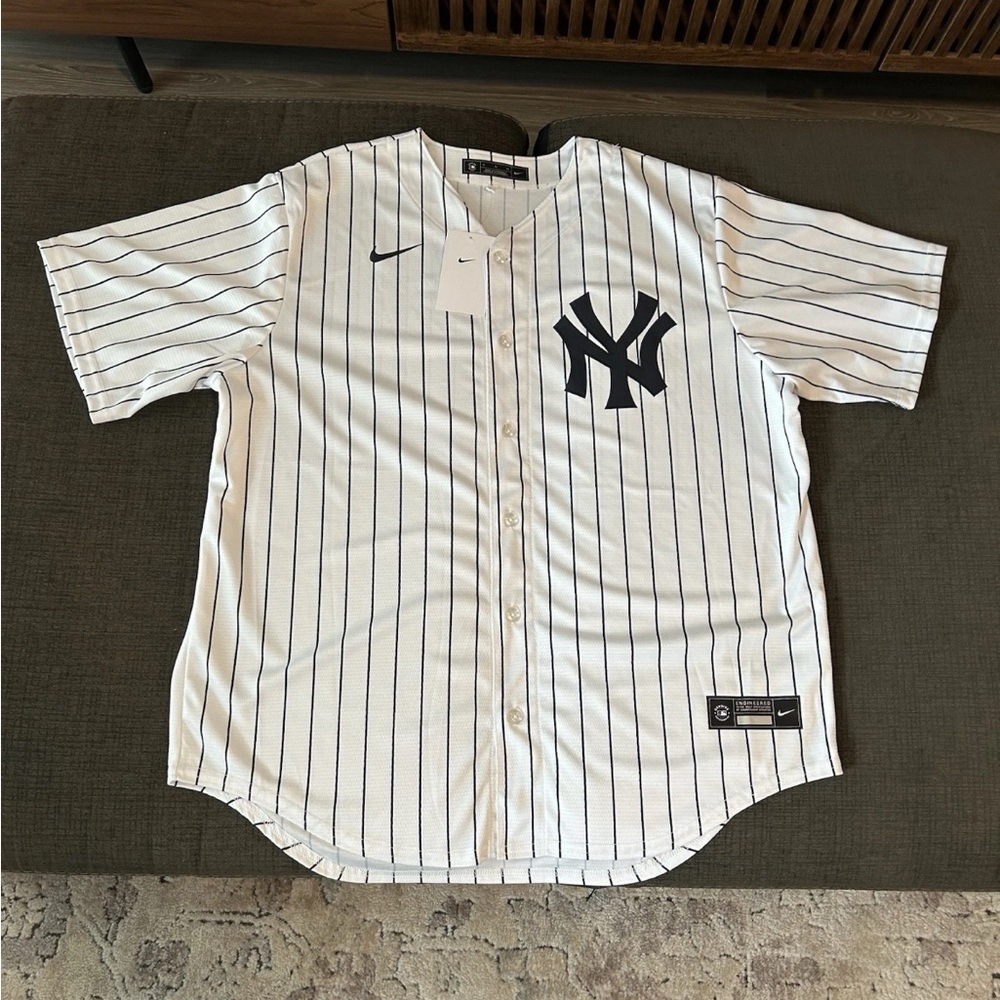 Nike Authentic New York Yankees Aaron Judge #99 Baseball Jersey Men’s Size: XL - Picture 2 of 7